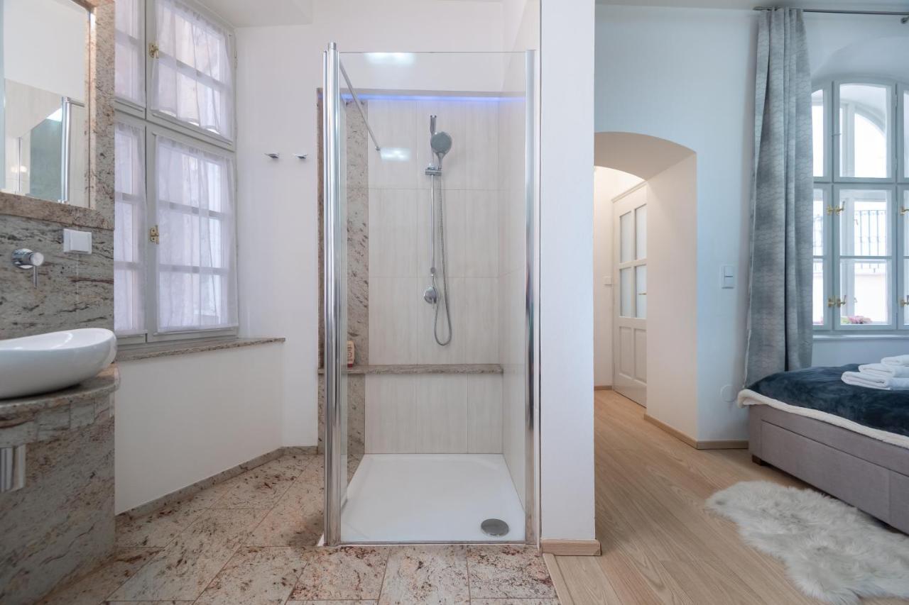Quiet Apartment In The Heart Of Old Town Centre Praag Buitenkant foto